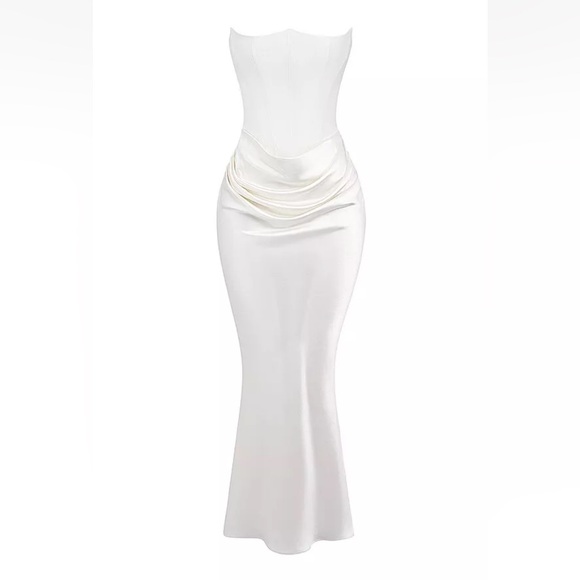 HOUSE OF CB 'Persephone' Ivory Strapless Corset Dress - Picture 5 of 7
